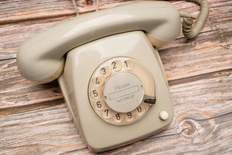 tracing uk mobile calls